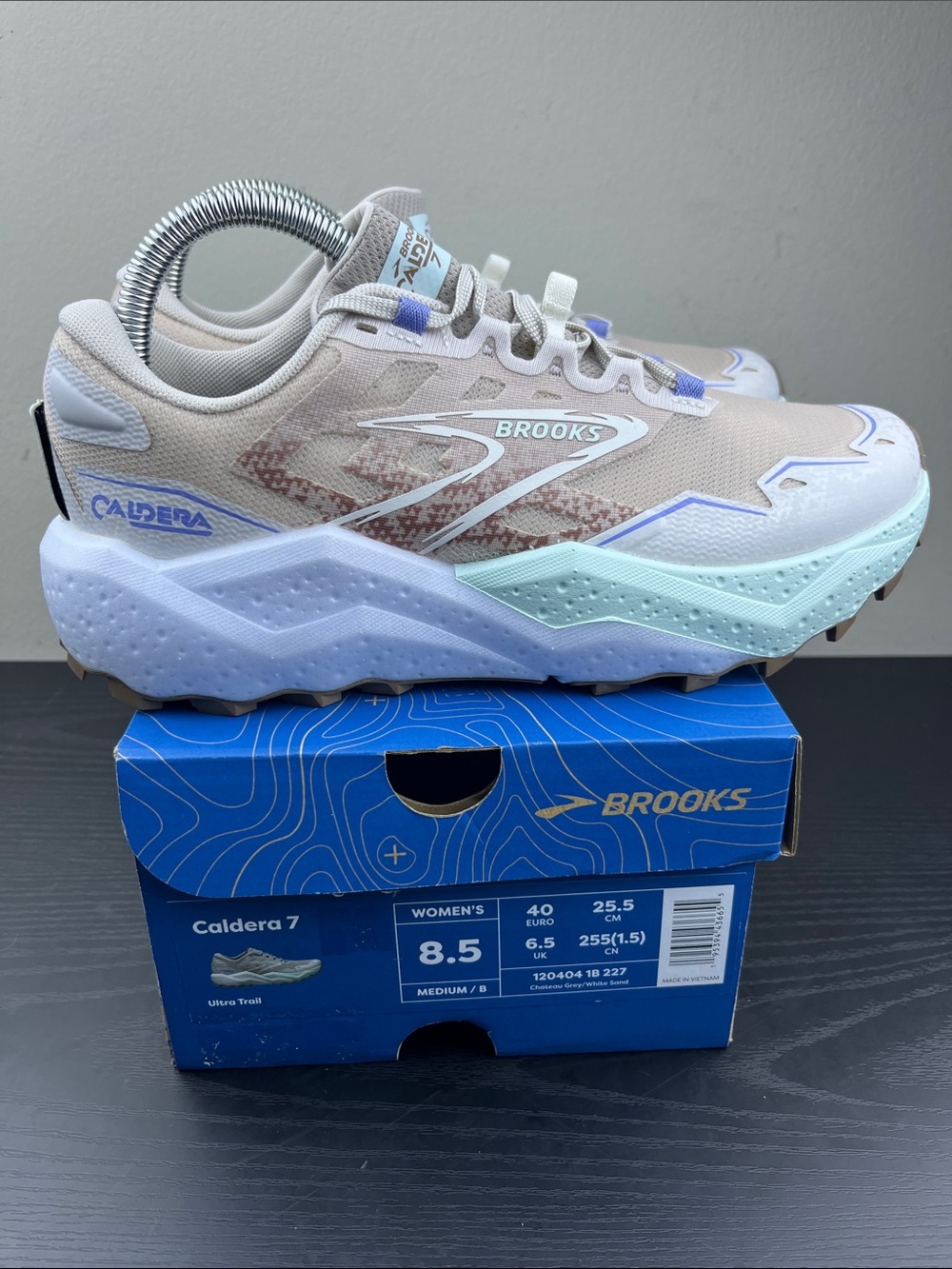 Brooks Caldera 7 Trail Running Shoes Beige Mint Blue Women's Size 8.5 - Picture 13 of 13